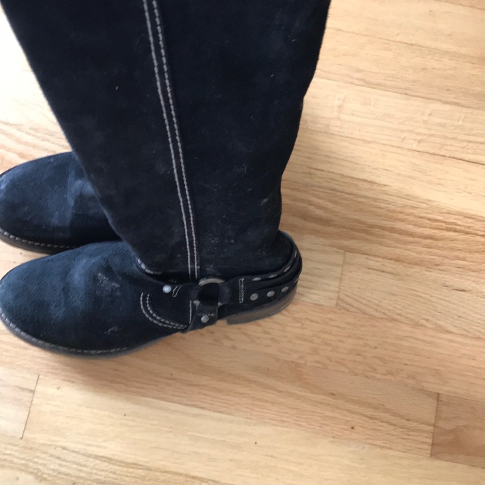 Buckie size 8 winter boots black